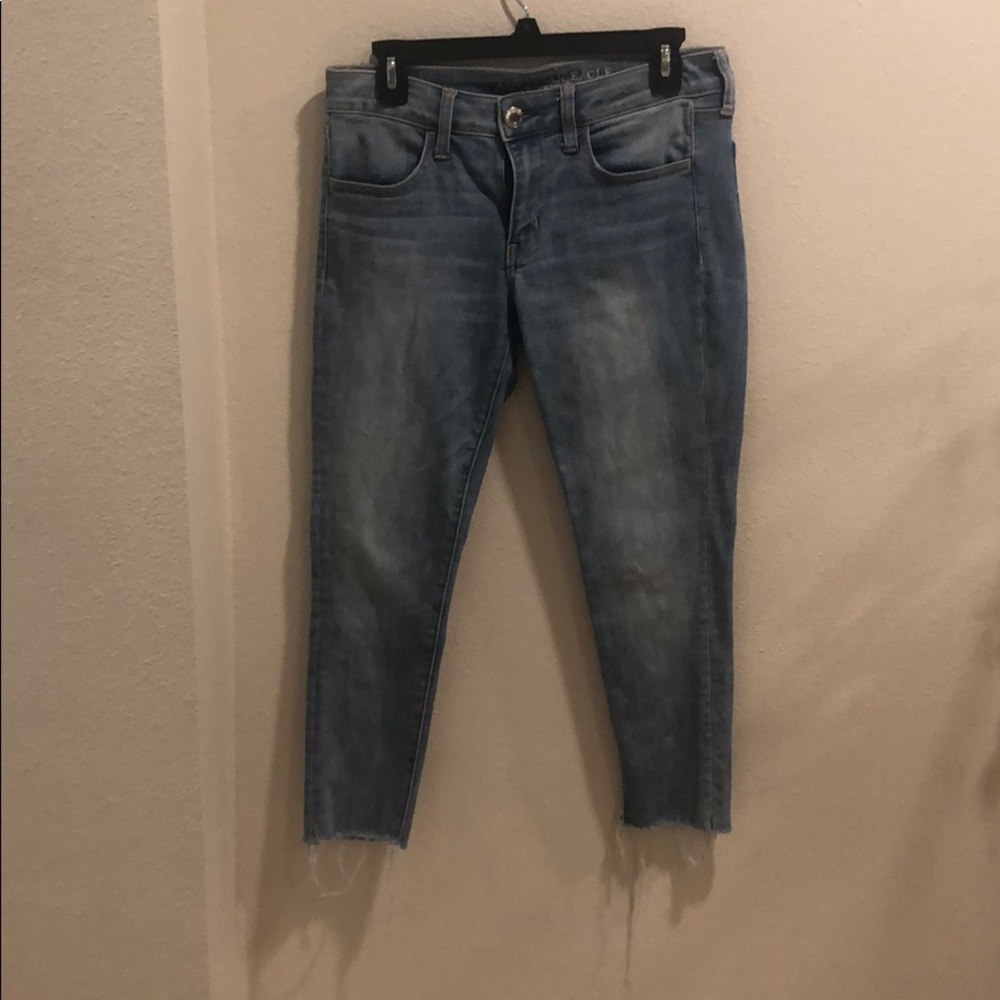 Light wash Capri length denim!
